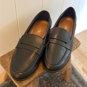 Kensie Black Loafers